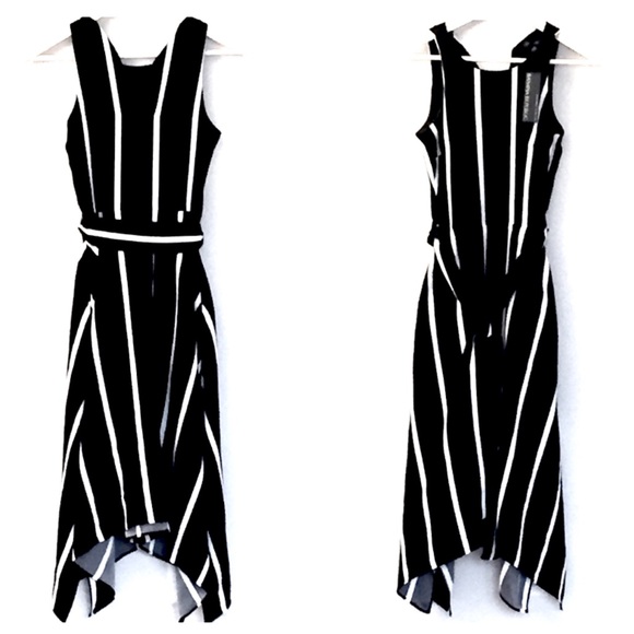 🆕Navy & White Asymmetrical Hem Midi Dress - Picture 8 of 9